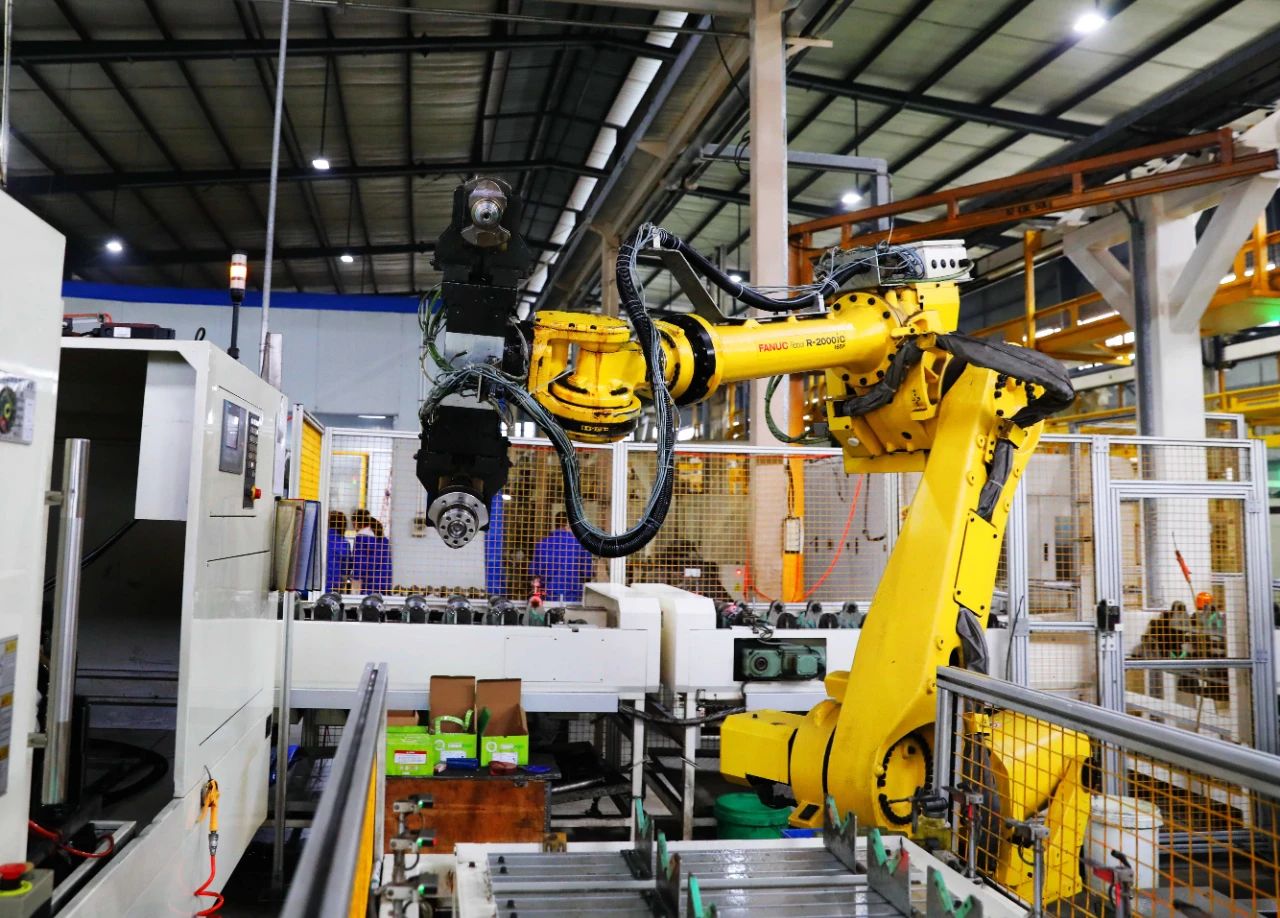 实业兴市 大英有为