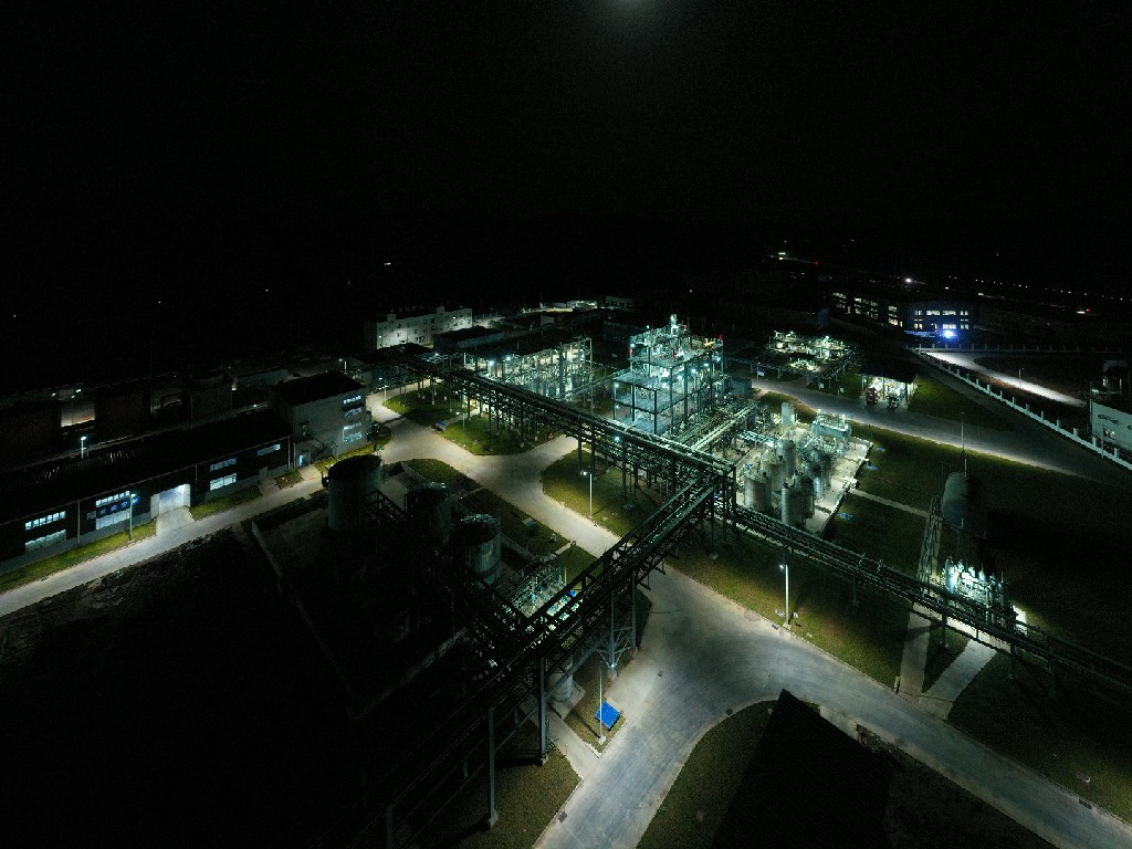 web【工业园区鸿鹏屹光夜景】20210327张昌明拍摄DJI_0834 [Web1920].jpg