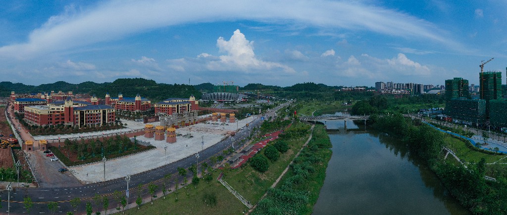 20210819文轩学院--拍摄张昌明webDJI_0172.jpg